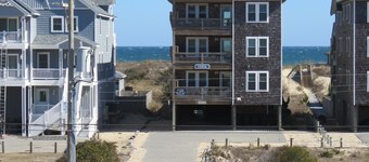 Oceanview w/Elevator, Pool, Theater Rm, Pool table, brand new master shower