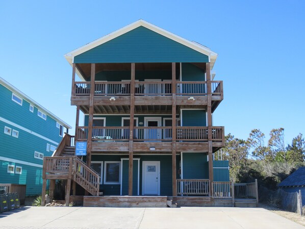 Welcome to Sea Biscuit! - Elevator,Pool,Theater Rm,Pool table,huge master shower,great oceanviews (Nags Head)