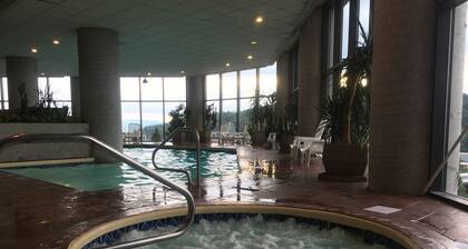 SugarTop Resort - Indoor Pool & Hot Tubs --Money Saver-- Sugar Mountain, NC