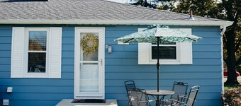 Lincoln House.  Short distance from Lake Michigan and downtown