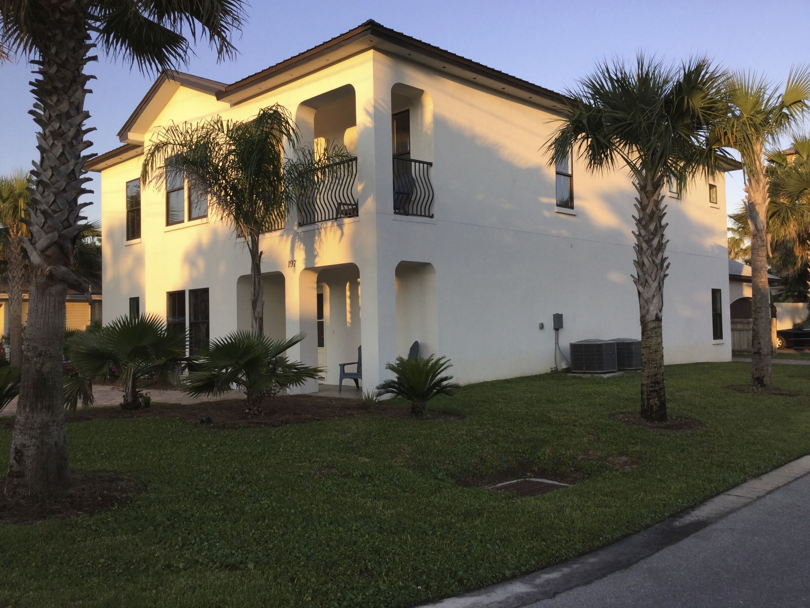 Five Star Spacious Home w/ Pool & Private Beach 🏖 Labor Day Open to Book
