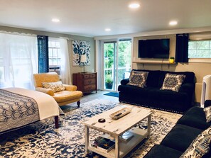 Smart TV, Netflix, streaming services