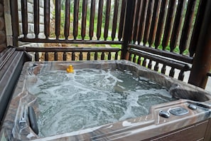 Bañera de hidromasaje exterior