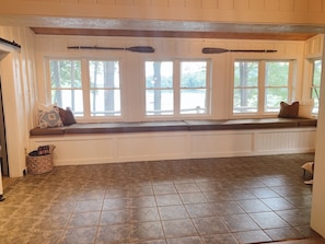 Interior - Contentment Cabin on Lake Hartwell (Martin)