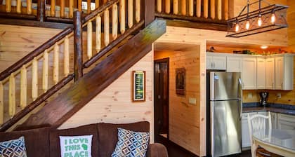 Blue Heron Lodge,Wolf River, Partridge Lake Channel Fremont Wisconsin