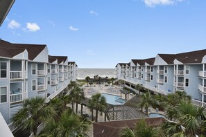 A heated pool - Beach condo - 2 Balconies overlook the Ocean - Washer/Dryer Included (2301) (Galveston)