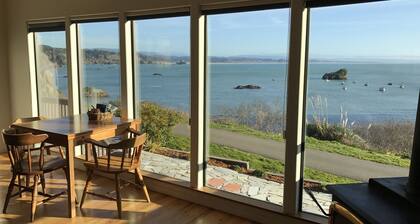 Crows Nest, Bluff Trinidadin lahden yläpuolella, upea näköala!