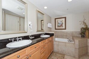 Hair dryer, towels - 3B Direct Gulf Front Views*Tower 1*8th Floor (Pensacola Beach)