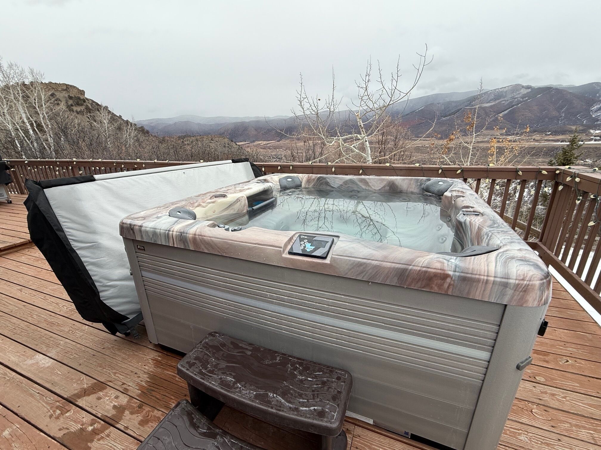 屋外スパ  浴槽