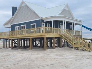 Exterior - BEACH FRONT GULF SIDE, huge decks and Ocean Views! Newly remodeled, like new!  (Dauphin Island)