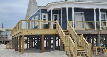 BEACH FRONT GULF SIDE, huge decks and Ocean Views! Newly remodeled, like new!