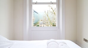 2 soverom, strykejern/-brett, wi-fi (inkludert) og sengetøy