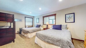 3 bedrooms, free WiFi, bed sheets
