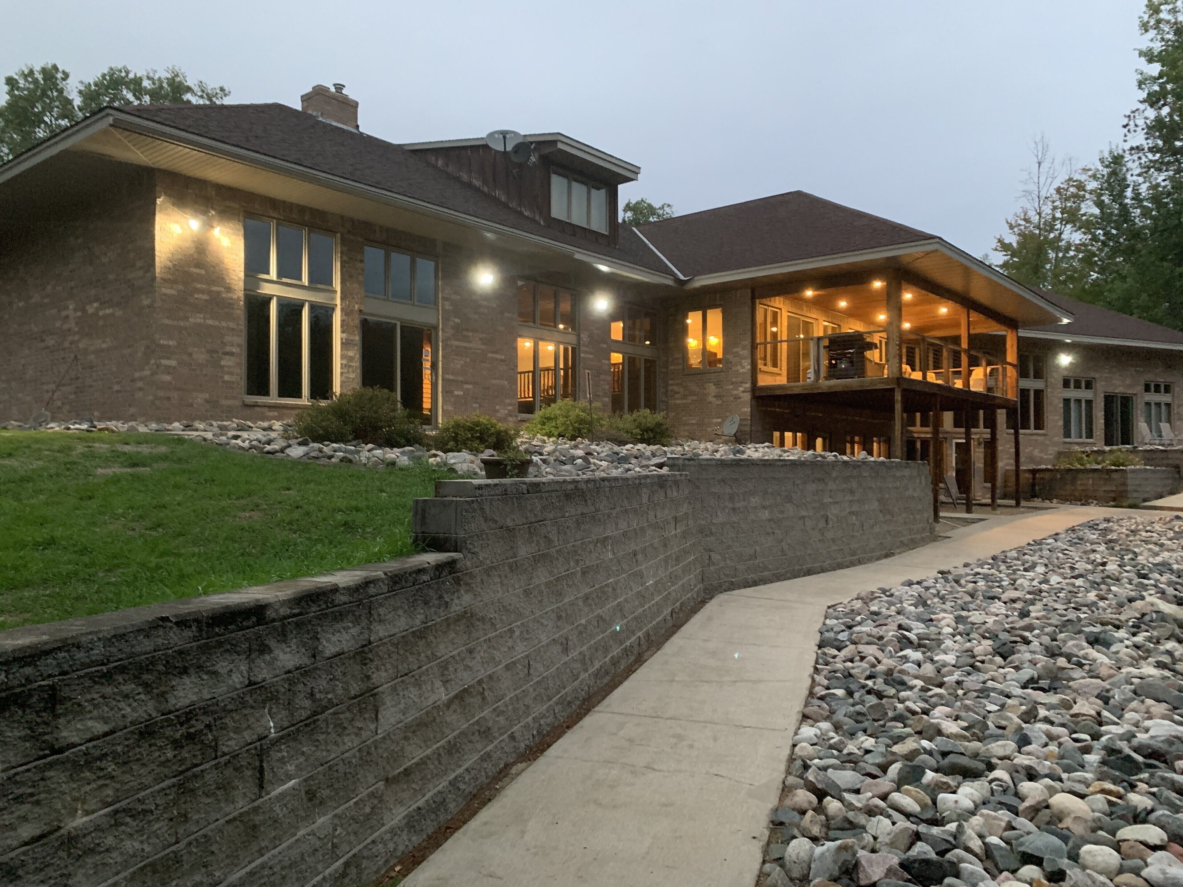 Front of the lake home 