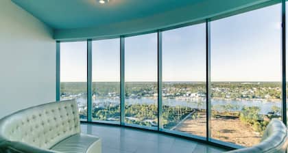 Ultimate Beach Condo Elegance - Turkoosi paikka C1704