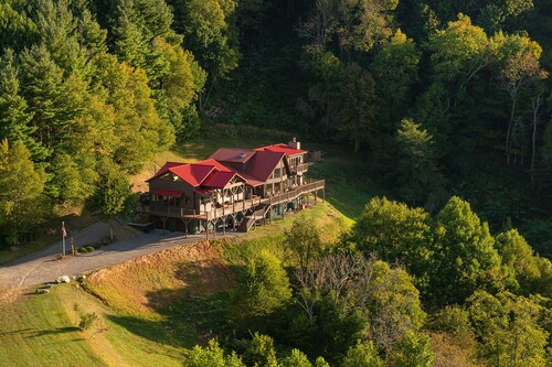 Private Mountain Home w/ Incredible Views - 106 Acres, Hot Tub, Pool, Game Room