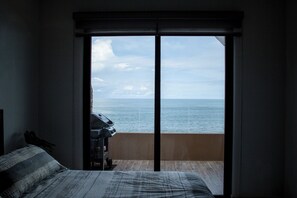 2 bedrooms, in-room safe, free WiFi, bed sheets