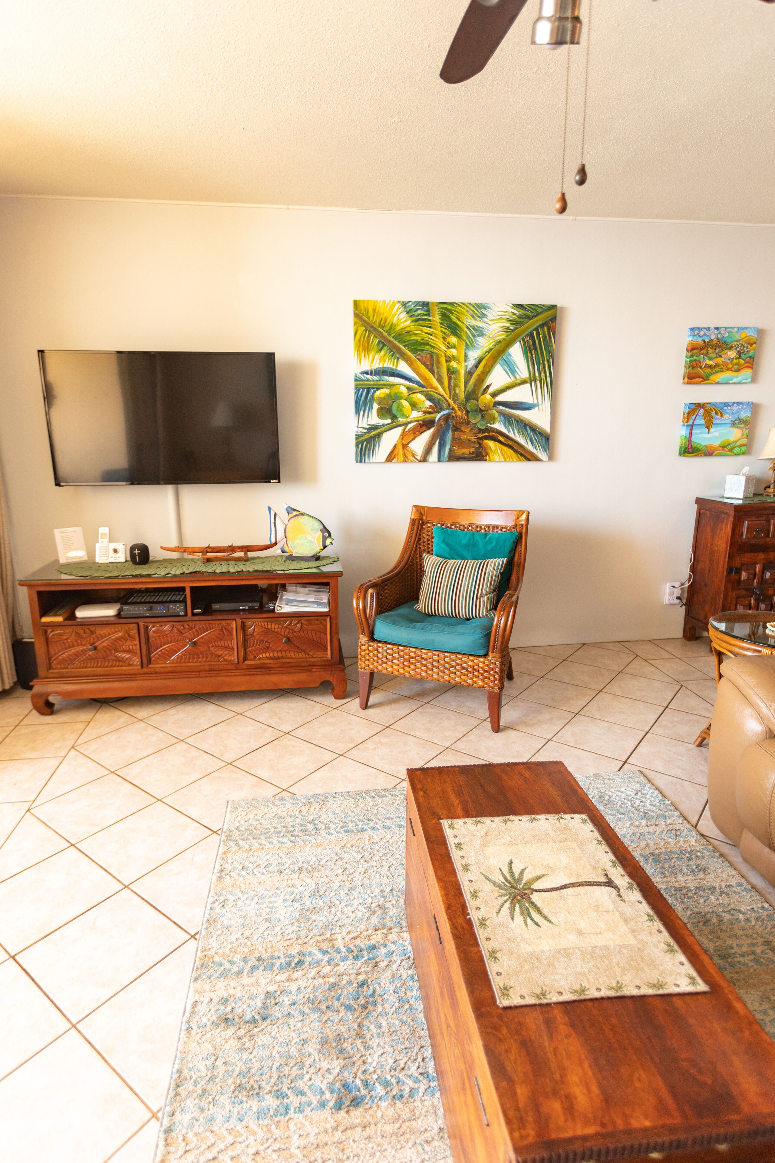 Smart TV, DVD player, stereo