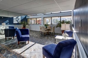Interior - Condo with beautiful ocean and bay views, central AC, and pool access (Ocean City)