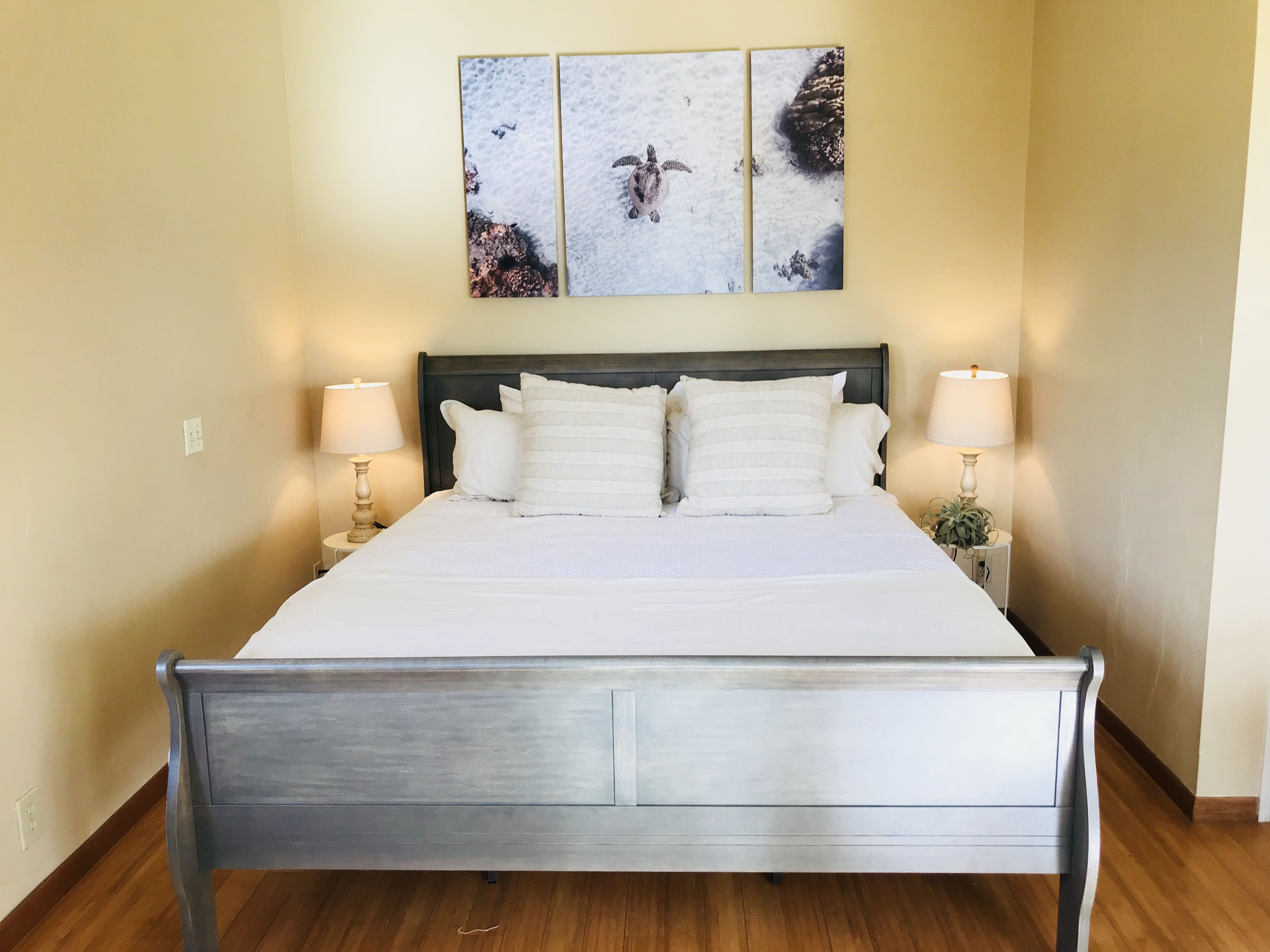 3 bedrooms, in-room safe, iron/ironing board, free WiFi