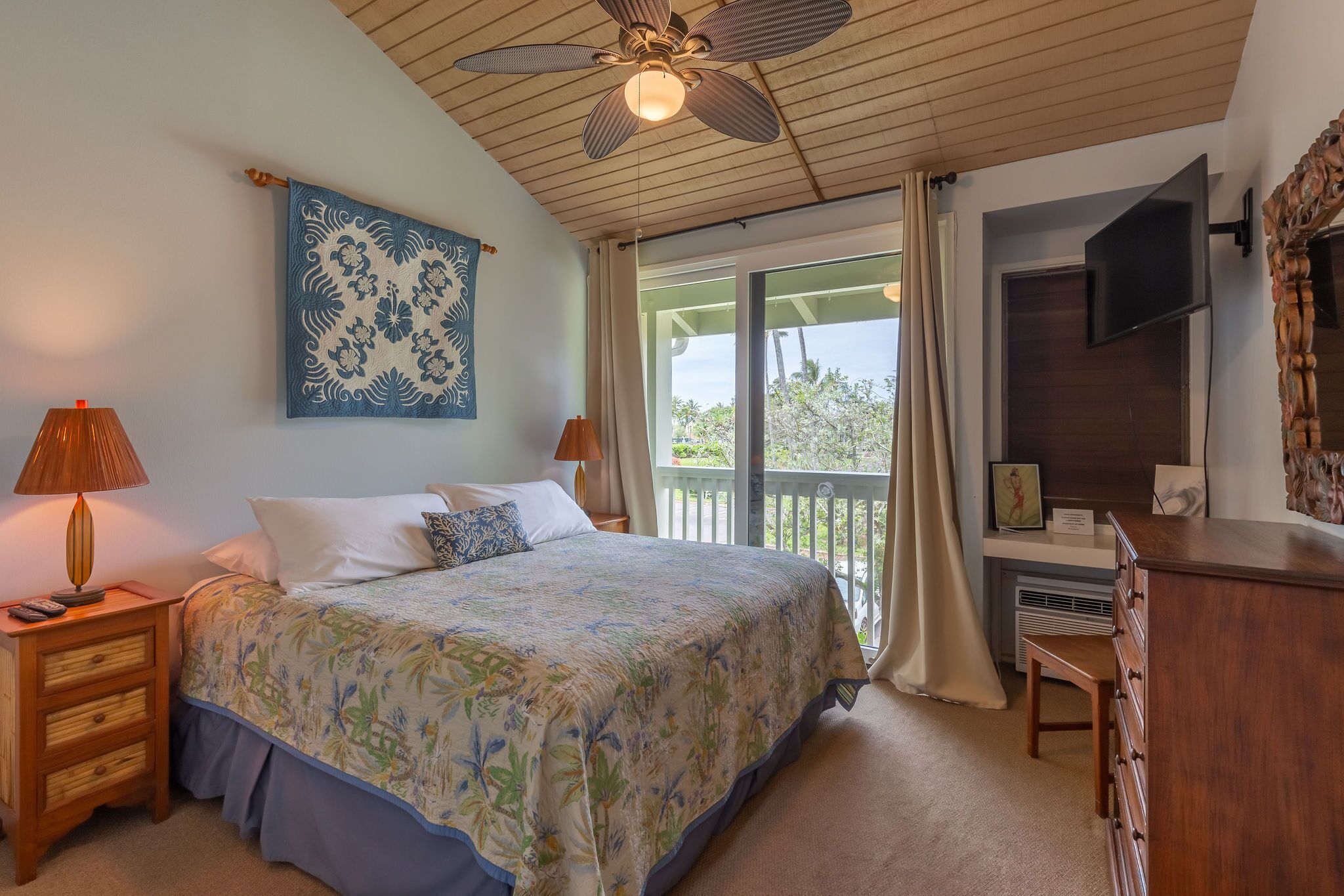 2 bedrooms, iron/ironing board, travel crib, free WiFi