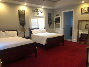 6 bedrooms, iron/ironing board, WiFi, bed sheets