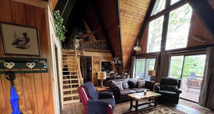 Lakefront Cabin with private Dock - 4 Kayaks - WiFi - Direct TV