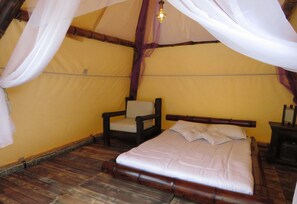 ห้องดับเบิล, เตียงใหญ่ 1 เตียง, ปลอดบุหรี่ (Glamping) | ผ้าปูที่นอน