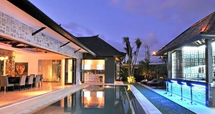 Modern Family Villa
