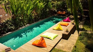 Casa, varias camas (Luxury Central Seminyak) | Alberca al aire libre | Alberca al aire libre 