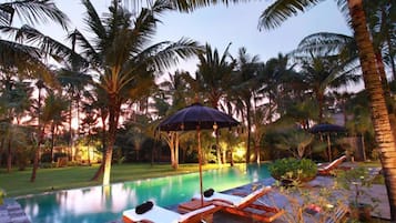 Rumah, Beberapa Tempat Tidur (Canggu Valentine) | Kolam renang outdoor