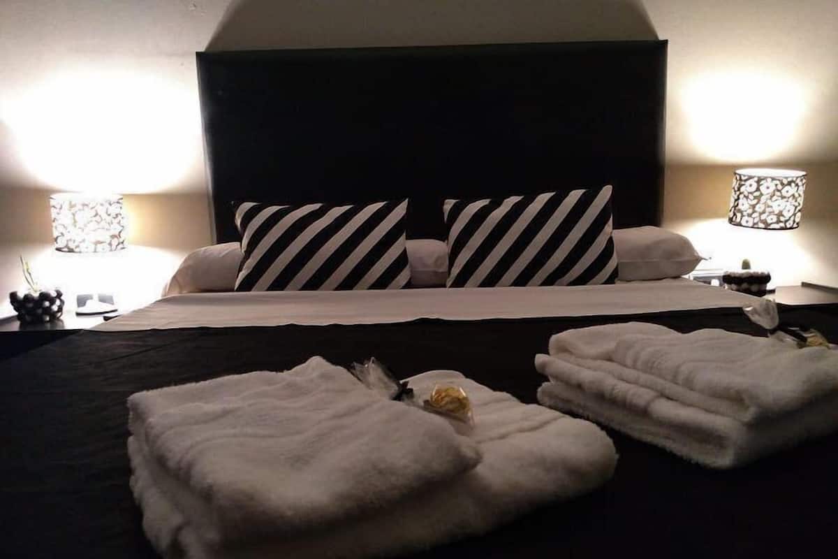 Quarto standard, 1 cama de casal, para não fumantes | Roupas de cama premium, edredons de pluma