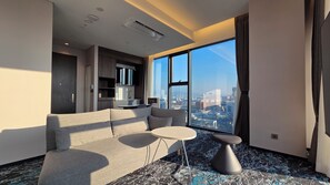 Pent Studio | Premium bedding, down comforters, pillowtop beds, in-room safe - HOTEL in 9 Gangnam (Seoul)