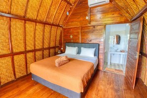 Standard Double Room, 1 King Bed, Patio, Hill View | Pillowtop beds, desk, laptop workspace, free WiFi - Butterfly Bungalows (Penida Island)