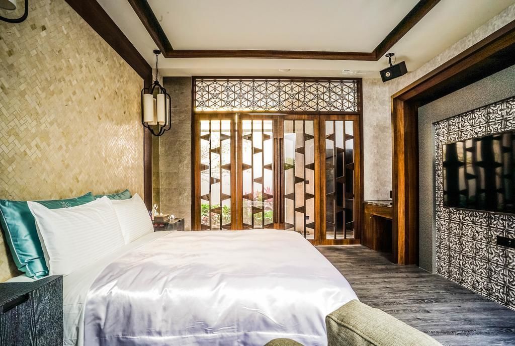 Standard Double Room | Individually decorated, individually furnished, desk, blackout curtains