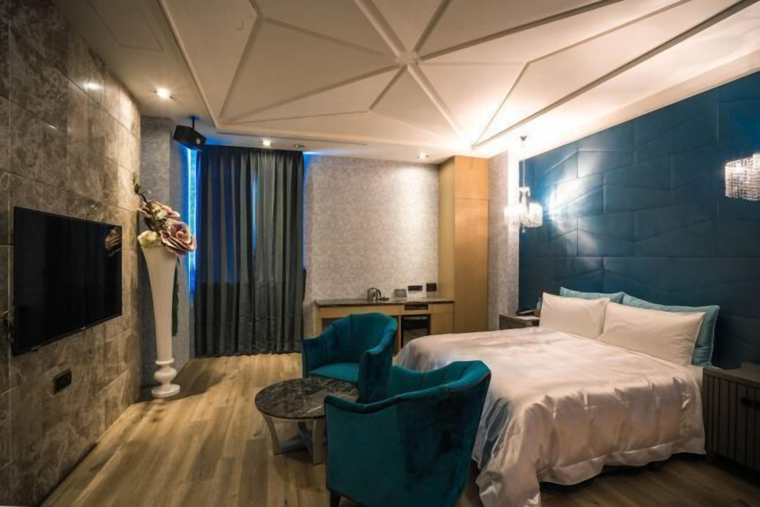 Individually decorated, individually furnished, desk, blackout drapes