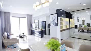 Apartment, 3 Bedrooms (B3310) | View from room