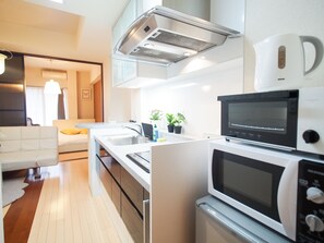 アパートメント | 専用簡易キッチン | 冷蔵庫、電子レンジ、コンロ、電気ポット