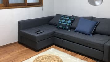 Full House | Area keluarga | TV layar datar dan lantai berpemanas