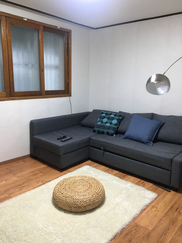 Full House | Área de sala de estar | Televisión de pantalla plana y piso con calefacción 