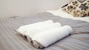 Apartment | Bathroom amenities | Separate tub and shower, deep soaking tub, free toiletries, hair dryer - Namba Inn PH33 (Osaka)