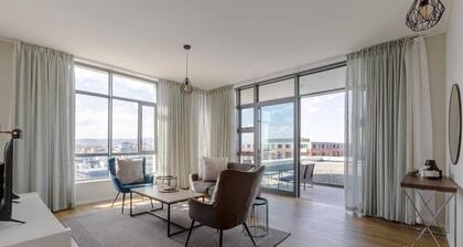 Axis Luxury Apartments  by Century City Hotels