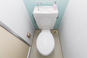 Apartment | Bathroom
