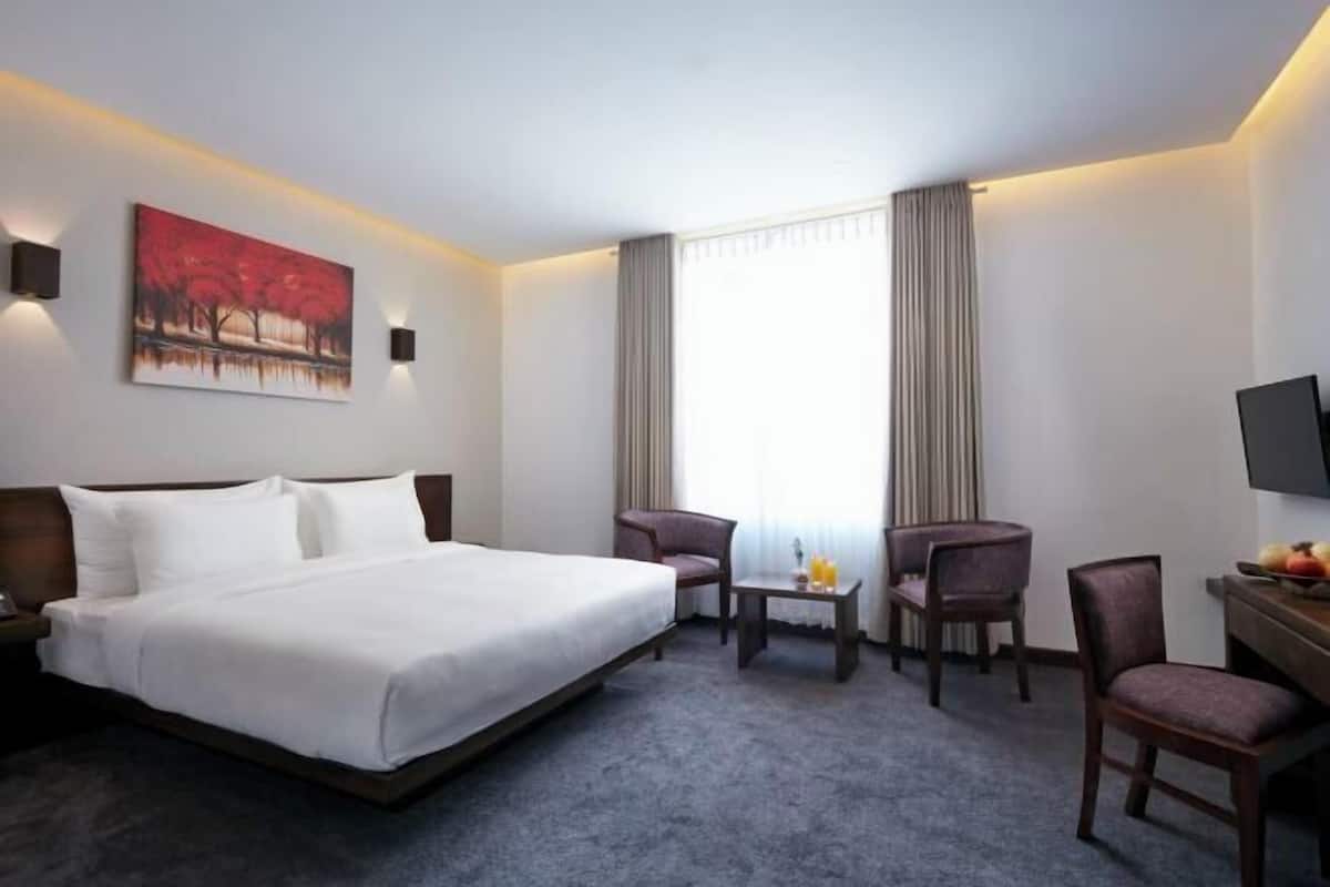 1 Schlafzimmer, italienische Bettbezüge von Frette