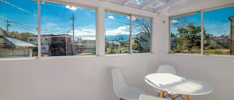 Maison (Private Vacation Home)