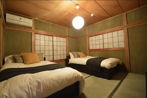Private Vacation Home | 4 bedrooms, free WiFi, bed sheets