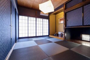 Private Vacation Home | 4 bedrooms, free WiFi, bed sheets - enico.Mt.Fuji nagomi (Fujikawaguchiko)