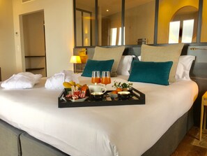 Chambre Vue Mer Balcon Prestige Supérieure | 13 quartos, cofres nos quartos, individualmente decorados