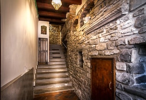 Staircase - Como Unique View (Como)