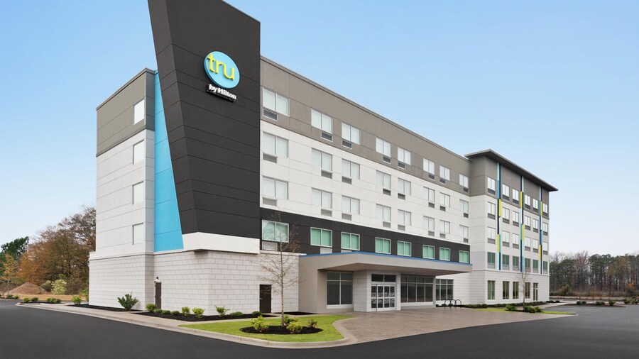 Tru by Hilton Greenville Woodruff Road